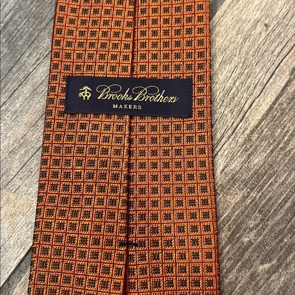 Brooks Brothers Makers Silk Tie - Picture 2 of 2